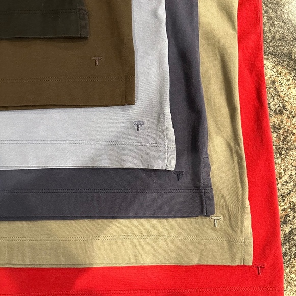 "T" Left Coast Superfine Polo / Red Pima Cotton SZ L - Picture 8 of 9